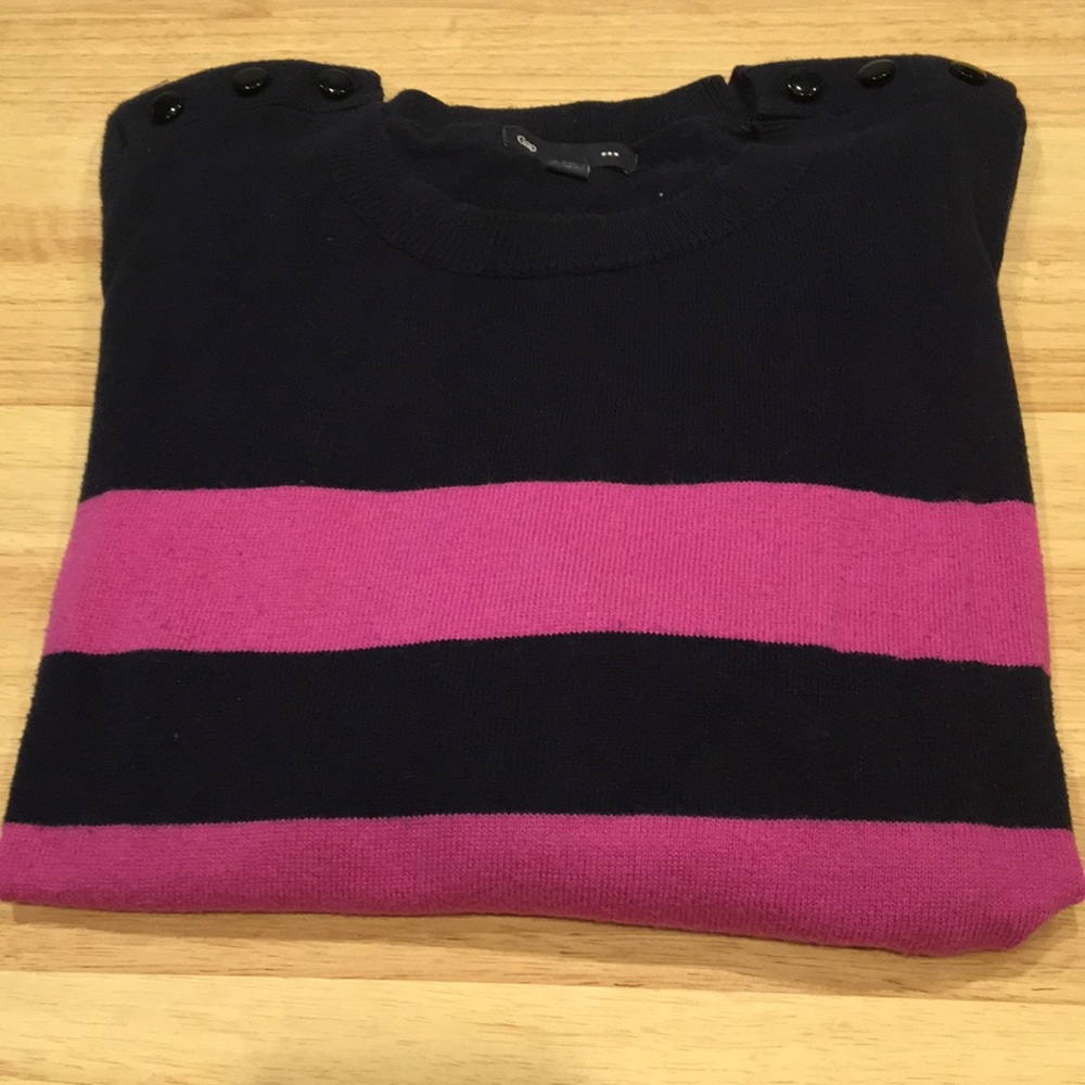 Gap navy and pink sweater